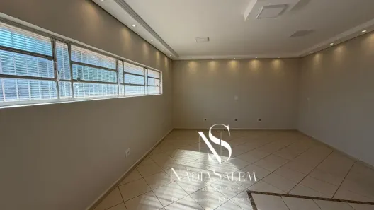 Casa com 3 Quartos para alugar, 200m² no Vila Brasil, Jaú