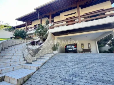 Casa com 3 Quartos à venda, 315m² no Velha, Blumenau