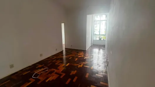Apartamento com 1 Quarto à venda, 45m² no Leme, Rio de Janeiro