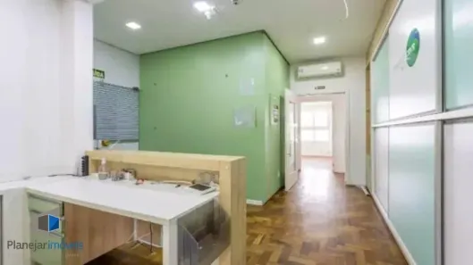 Sala Comercial com 4 Quartos para alugar, 200m² no Centro Histórico, Porto Alegre