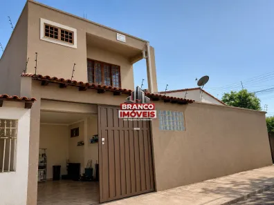 Casa com 2 Quartos à venda, 123m² no Guará II, Brasília