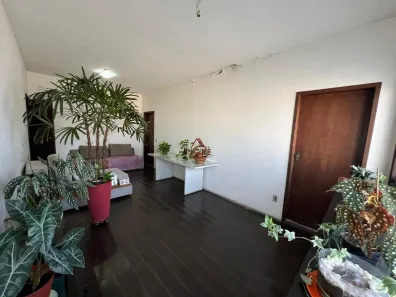 Casa com 7 Quartos à venda, 344m² no João Pinheiro, Belo Horizonte