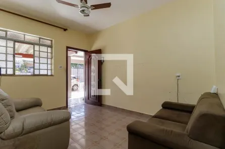 Casa com 3 Quartos à venda, 200m² no Vila Ivone, São Paulo