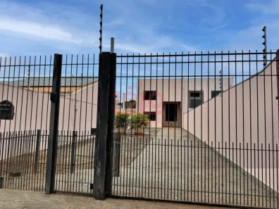 Sobrado com 3 Quartos à venda, 146m² no Zona 08, Maringá