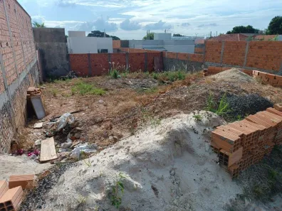 Lote/Terreno à venda, 213m² no Vila dos Lavradores, Botucatu