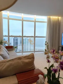 Apartamento com 3 Quartos para alugar, 130m² no Centro, Balneário Camboriú