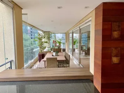 Apartamento com 3 Quartos à venda, 223m² no Itaim Bibi, São Paulo