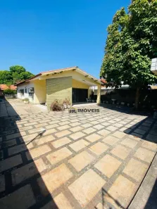 Imóvel Comercial com 6 Quartos para alugar, 320m² no Jóquei, Teresina
