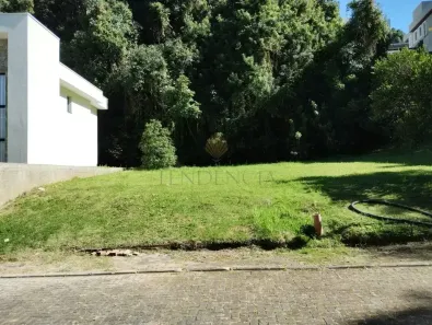 Lote/Terreno à venda, 614m² no Campo Comprido, Curitiba
