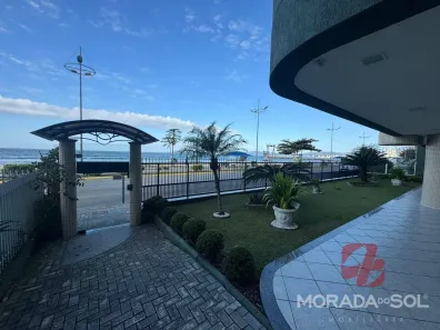 Apartamento com 2 Quartos para alugar, 60m² no Centro, Itapema