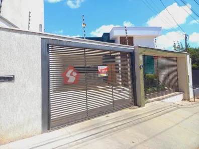 Casa com 3 Quartos para alugar, 132m² no Vila Santa Izabel, Presidente Prudente