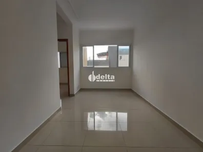 Apartamento com 2 Quartos à venda, 48m² no Segismundo Pereira, Uberlândia