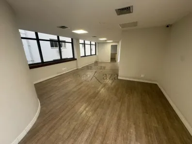 Prédio Comercial para alugar, 103m² no Cerqueira César, São Paulo