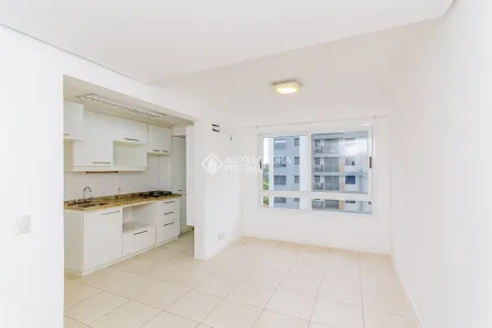 Apartamento com 2 Quartos para alugar, 55m² no Jardim do Salso, Porto Alegre