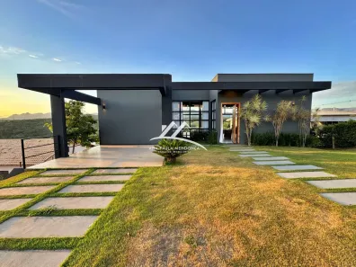 Casa com 3 Quartos à venda, 250m² no , Brumadinho