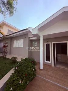 Casa de Condomínio com 3 Quartos para alugar, 190m² no Vila Aviação, Bauru