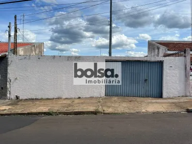 Lote/Terreno à venda, 330m² no Vila Carmem, Bauru