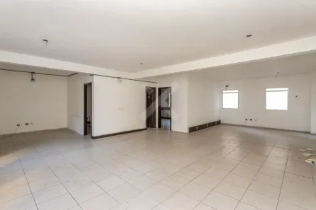 Sala Comercial para alugar, 115m² no Moinhos de Vento, Porto Alegre