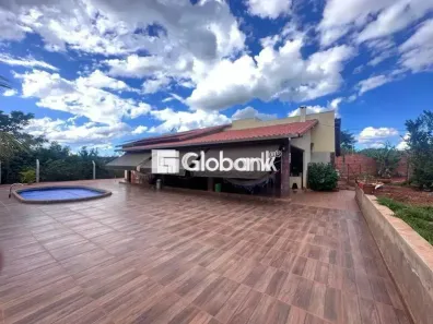 Fazenda/Sítio com 3 Quartos à venda, 1800m² no Área Rural de Montes Claros, Montes Claros