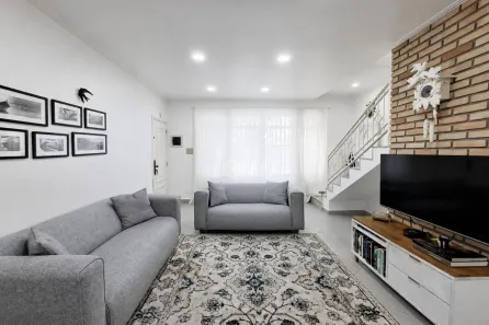 Casa com 2 Quartos à venda, 170m² no Cidade Mãe do Céu, São Paulo