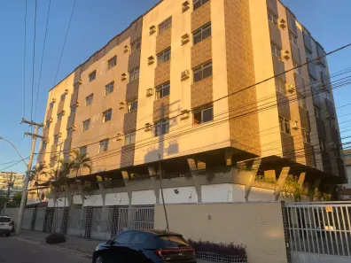 Apartamento com 2 Quartos à venda, 70m² no Braga, Cabo Frio