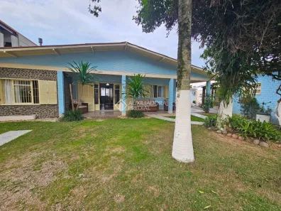 Casa com 4 Quartos à venda, 280m² no Centro, Garopaba