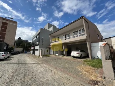 Casa com 7 Quartos à venda, 372m² no Garcia, Blumenau