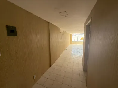 Sala Comercial à venda, 34m² no Centro, Niterói