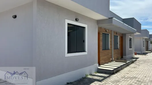 Casa com 2 Quartos à venda, 70m² no Jardim Atlântico Central (Itaipuaçu), Maricá