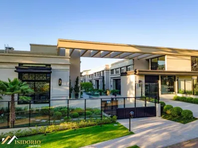 Casa de Condomínio com 3 Quartos à venda, 279m² no Santo Inácio, Curitiba