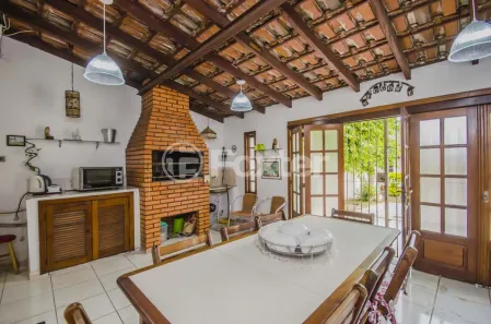 Casa com 3 Quartos à venda, 260m² no Cristo Redentor, Porto Alegre