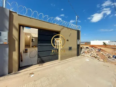Casa com 2 Quartos à venda, 89m² no Loteamento Vila Aliança, Montes Claros