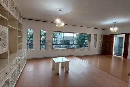 Casa com 3 Quartos para alugar, 290m² no Bangú, Santo André