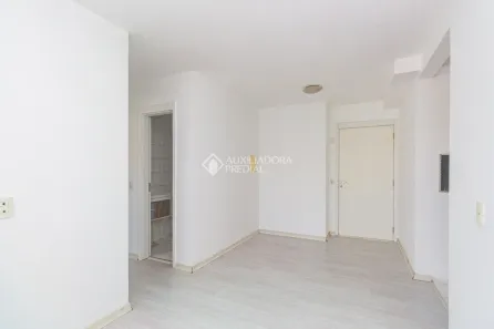 Apartamento com 2 Quartos para alugar, 57m² no Sarandi, Porto Alegre