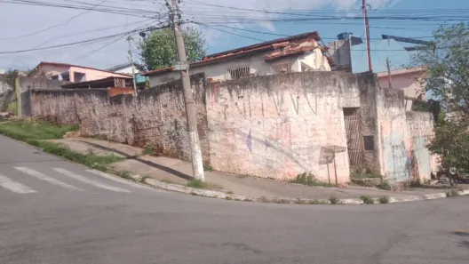 Lote/Terreno à venda, 250m² no Jardim das Belezas, Carapicuíba