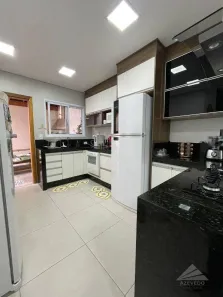 Sobrado com 3 Quartos à venda, 200m² no Parque São Vicente, Mauá