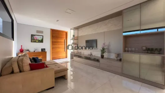Casa com 3 Quartos à venda, 333m² no Estância dos Ipês, Uberaba