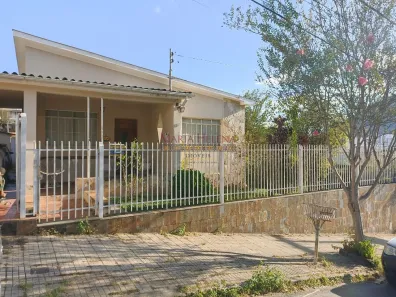 Casa com 3 Quartos à venda, 131m² no Centro, Caxambu