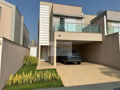 Casa de Condomínio com 3 Quartos à venda, 223m² no Centro, Cambé