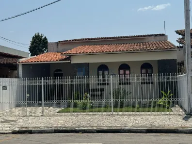Imóvel Comercial com 3 Quartos para alugar, 298m² no Barbalho, Salvador