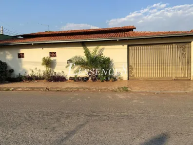 Casa com 3 Quartos à venda, 320m² no Parque Atheneu, Goiânia