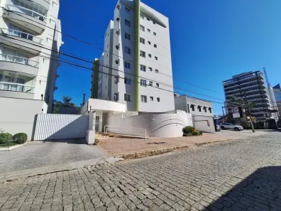 Apartamento com 3 Quartos para alugar, 75m² no Atiradores, Joinville
