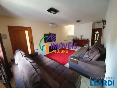 Sobrado com 3 Quartos à venda, 200m² no Vila Ipojuca, São Paulo