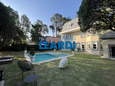 Casa de Condomínio com 5 Quartos à venda, 800m² no Jardim Leonor, São Paulo