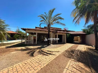 Casa com 3 Quartos para alugar, 200m² no Plano Diretor Sul, Palmas
