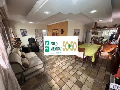 Casa com 3 Quartos à venda, 220m² no Hipódromo, Recife