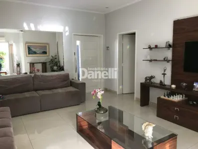 Casa com 3 Quartos à venda, 180m² no Jardim Eulália, Taubaté