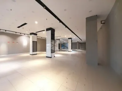 Ponto Comercial para alugar, 600m² no Centro Histórico, Porto Alegre