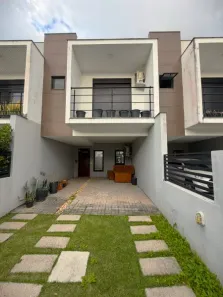 Casa com 3 Quartos à venda, 145m² no Campeche, Florianópolis
