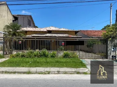 Casa com 4 Quartos à venda, 250m² no Parque Hotel, Araruama